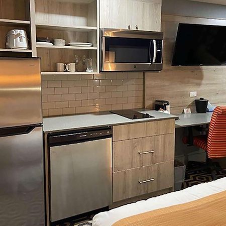 Ramada By Wyndham Medicine Hat Kültér fotó
