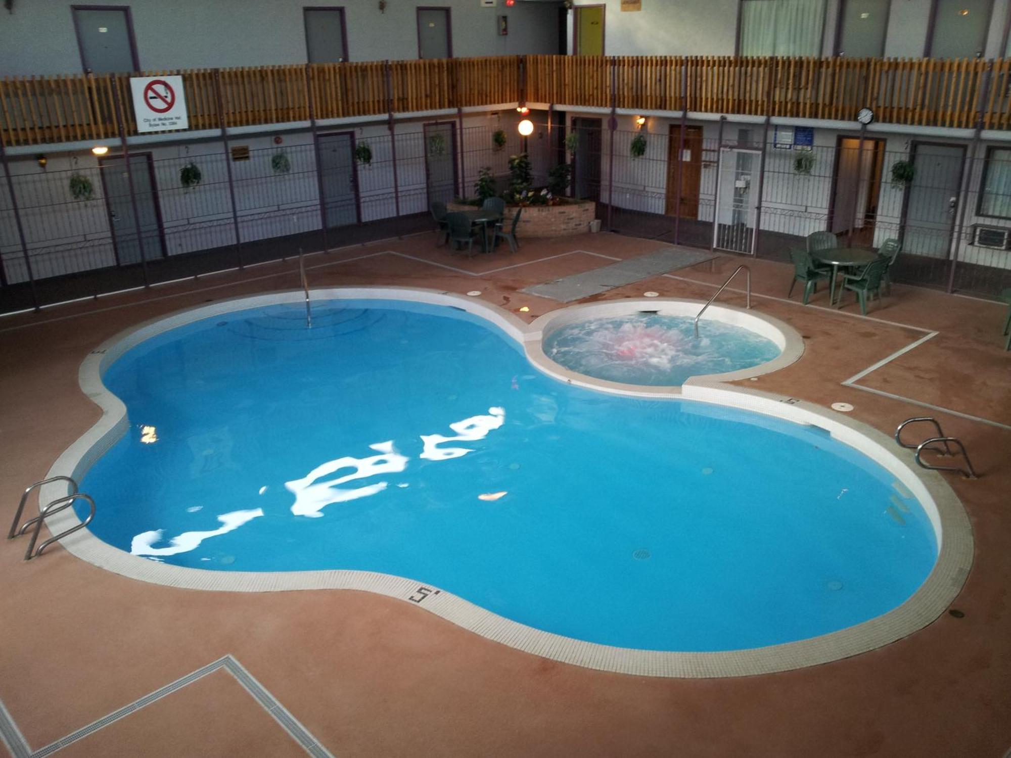 Ramada By Wyndham Medicine Hat Létesítmények fotó