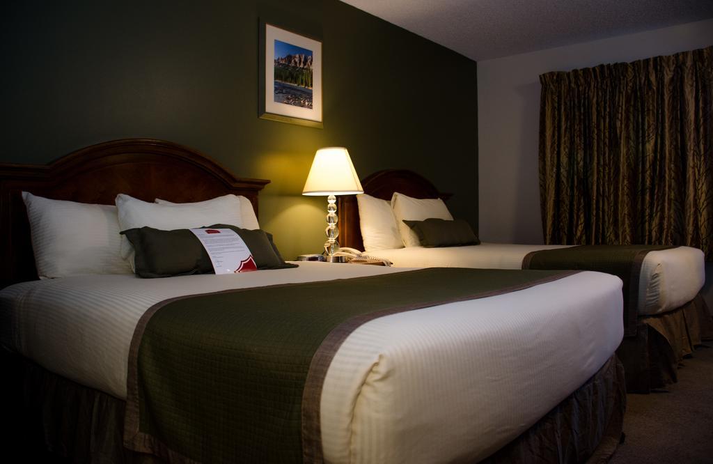 Ramada By Wyndham Medicine Hat Kültér fotó