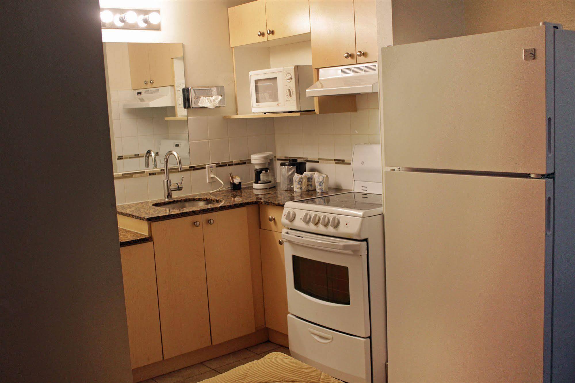 Ramada By Wyndham Medicine Hat Kültér fotó